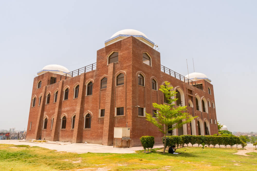 Side view of Multan Fort