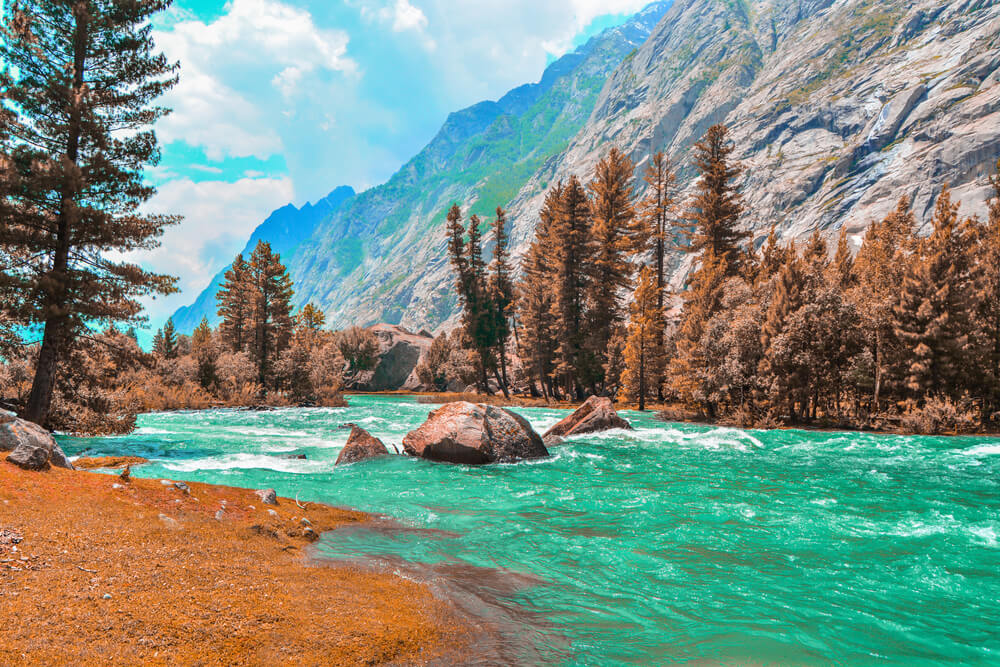 Lake in pakistan