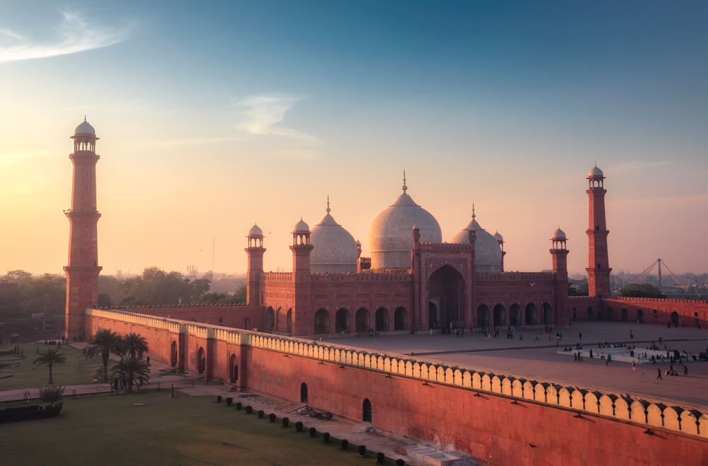 Badshahi Masjid