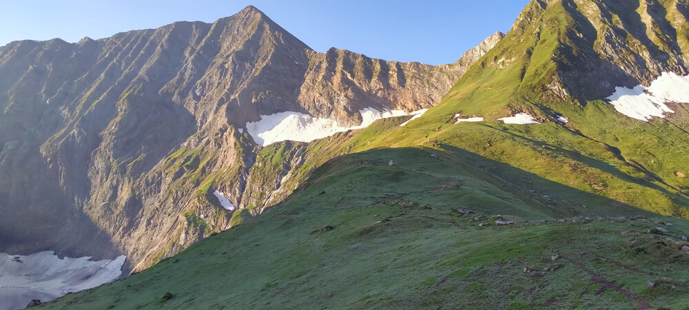 ratti gali lake trek