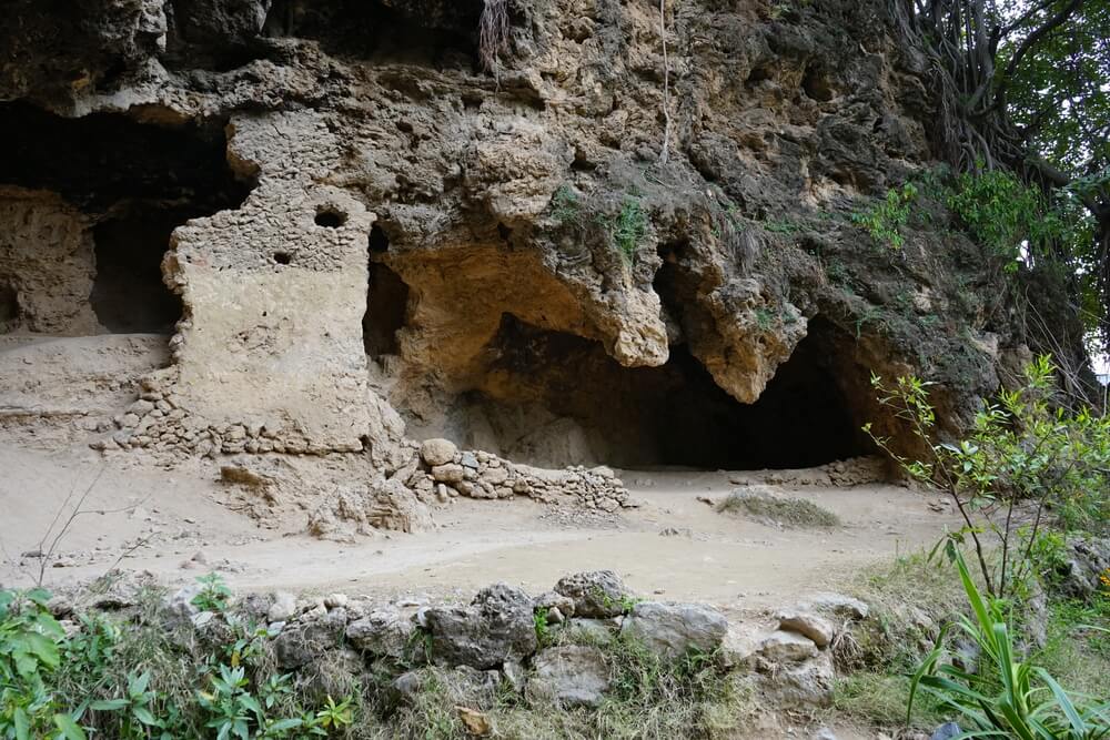 Shah Allah Ditta Caves