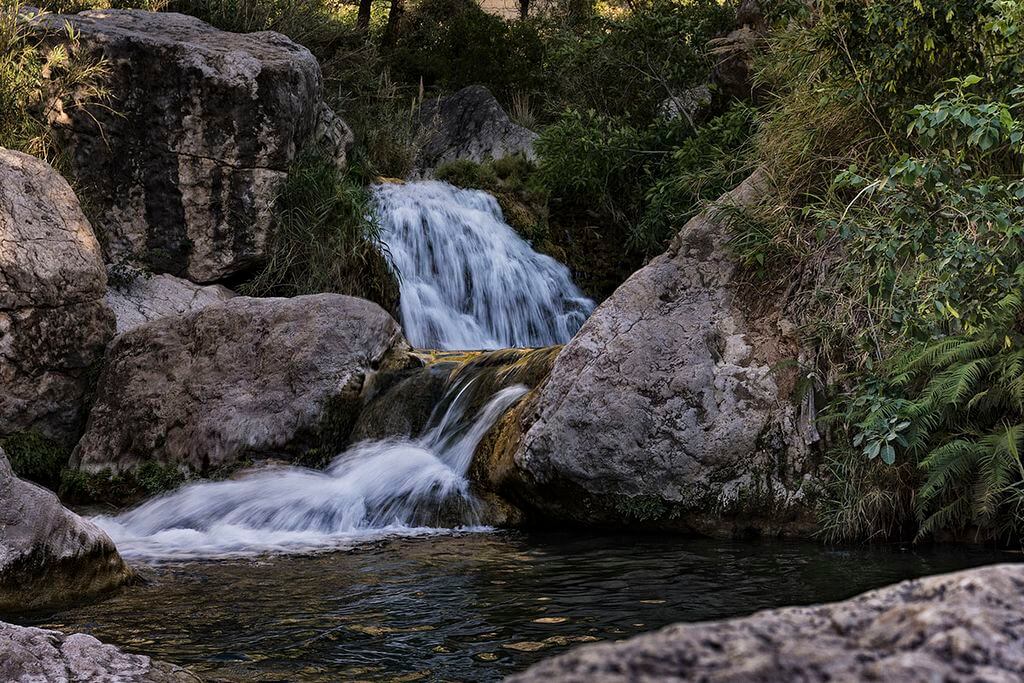 Neela Wahn Waterfall Kalar Kahar