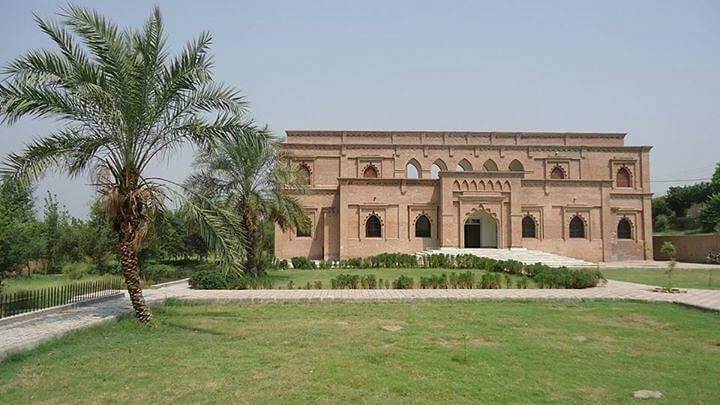 Pushkalavati Museum