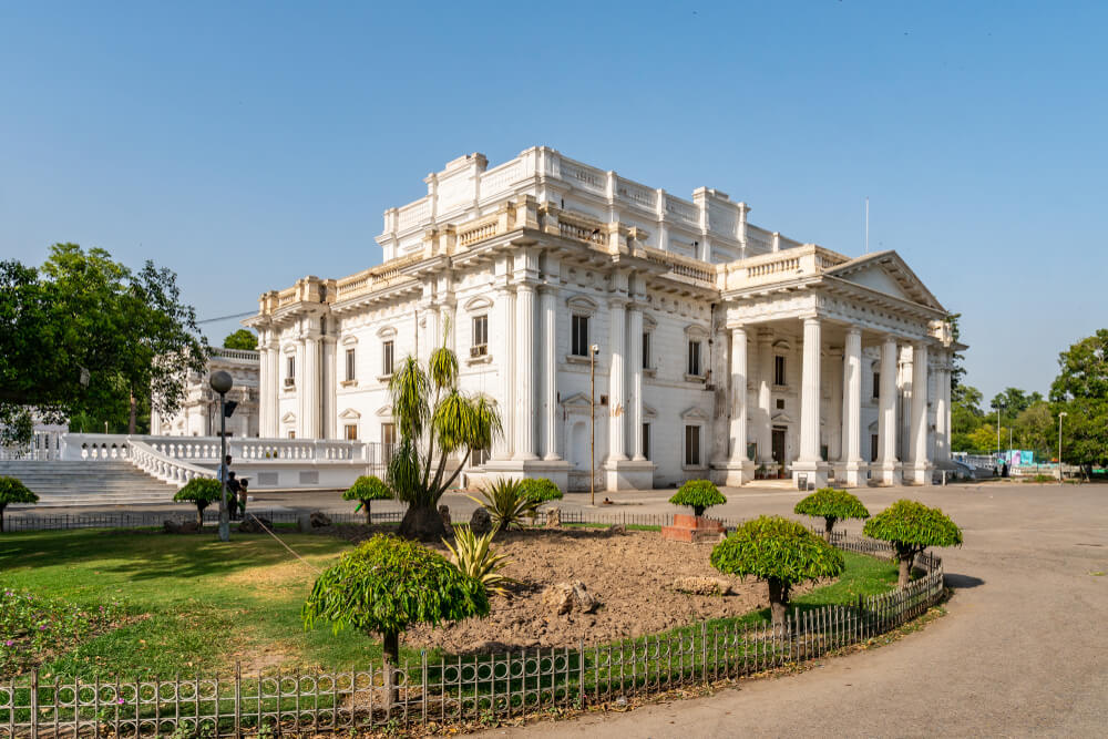 Quaid e Azam Library