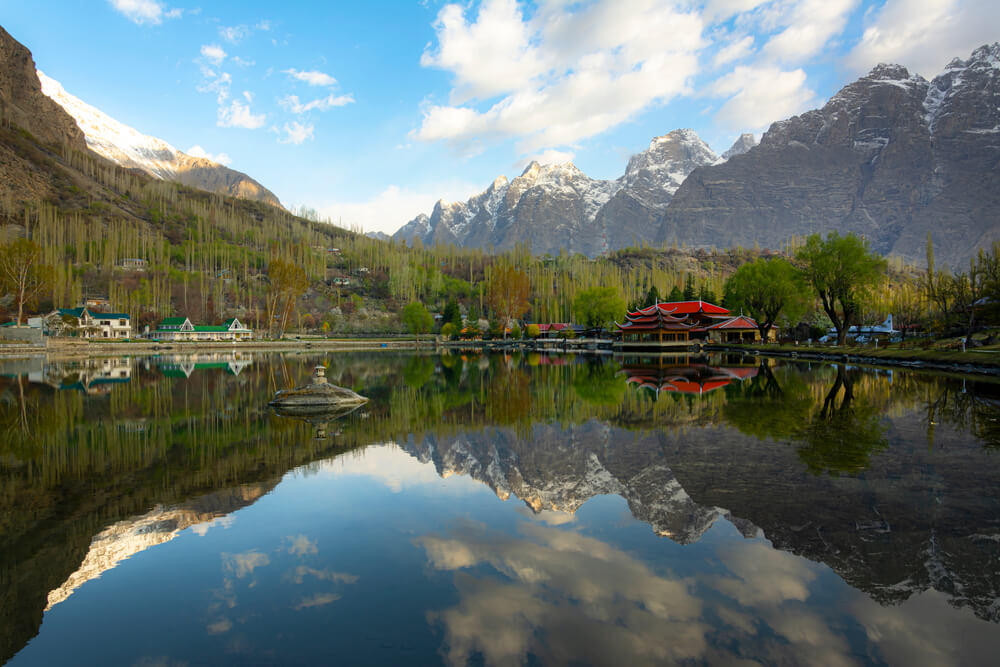 Shangrila Lake