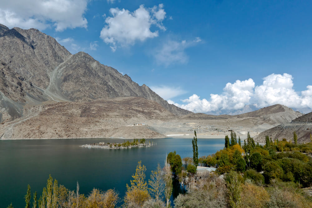 Satpara Lake