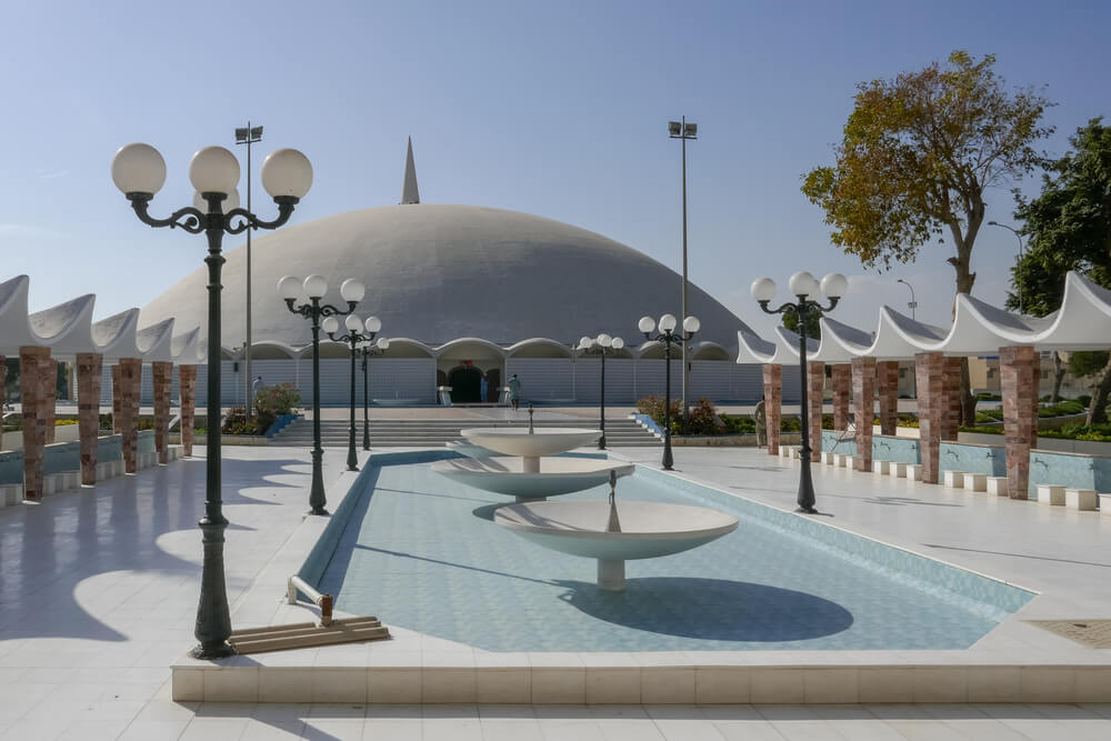 masjid tooba